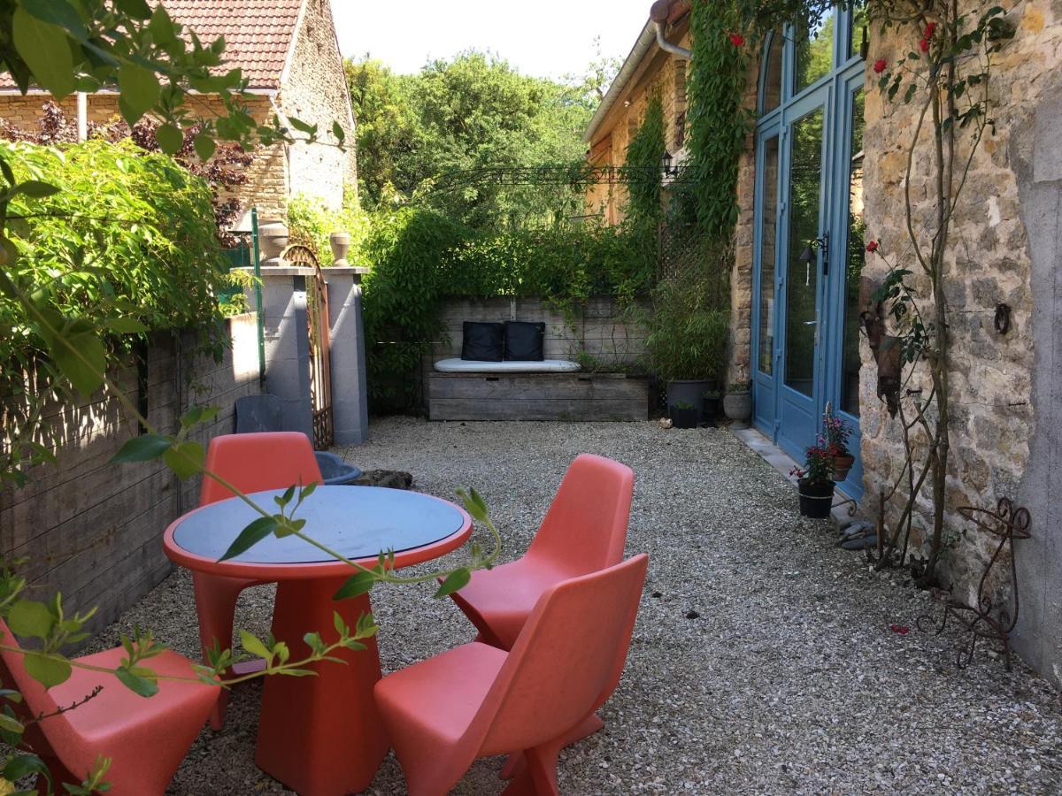 Bed and Breakfast Au Cheval Bleu Fontenay-près-Vézelay Exterior foto