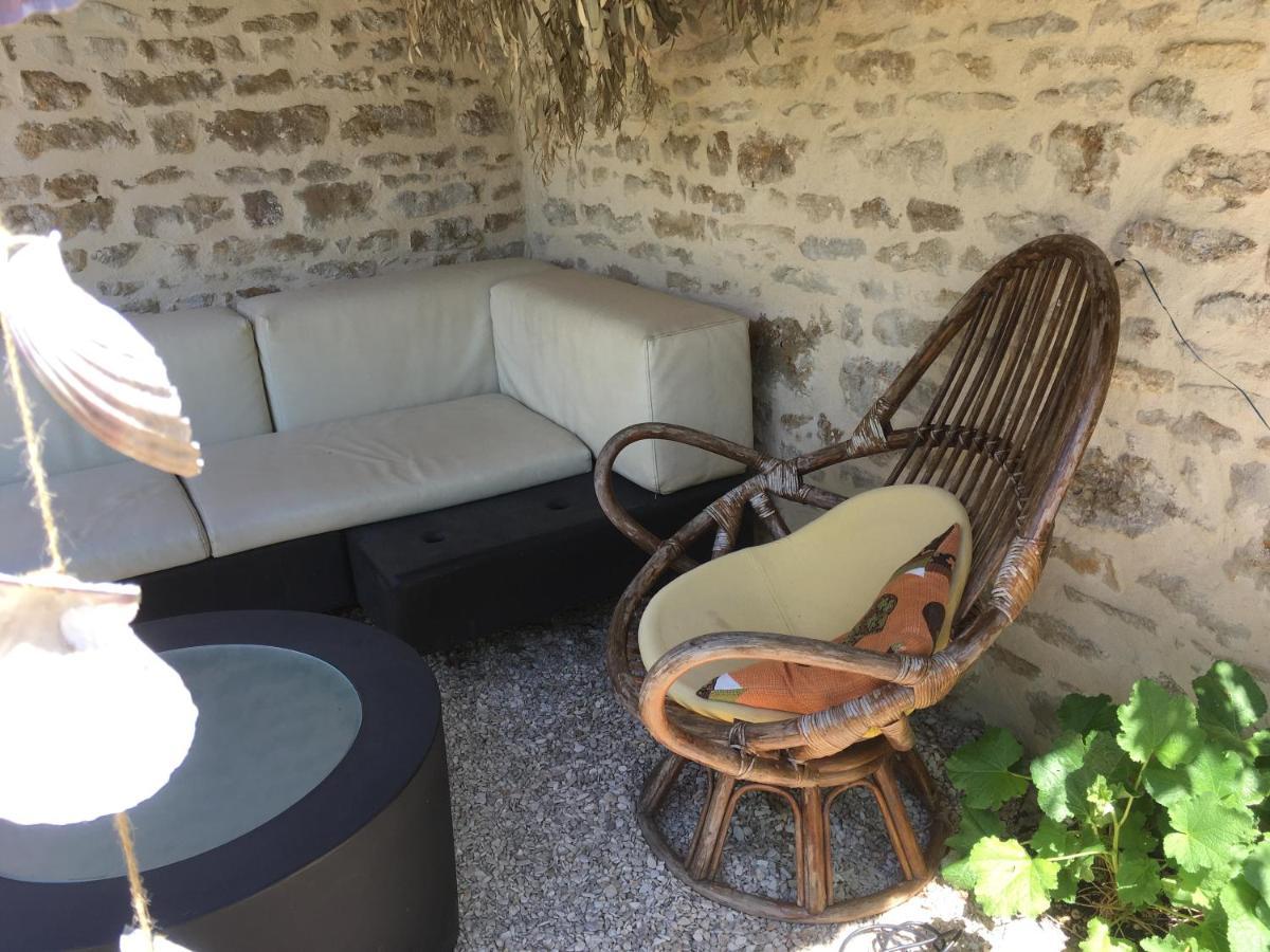 Bed and Breakfast Au Cheval Bleu Fontenay-près-Vézelay Exterior foto